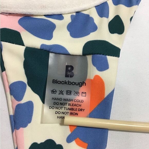 Blackbough 2-Piece Bikini Set Size Large - Picture 10 of 15